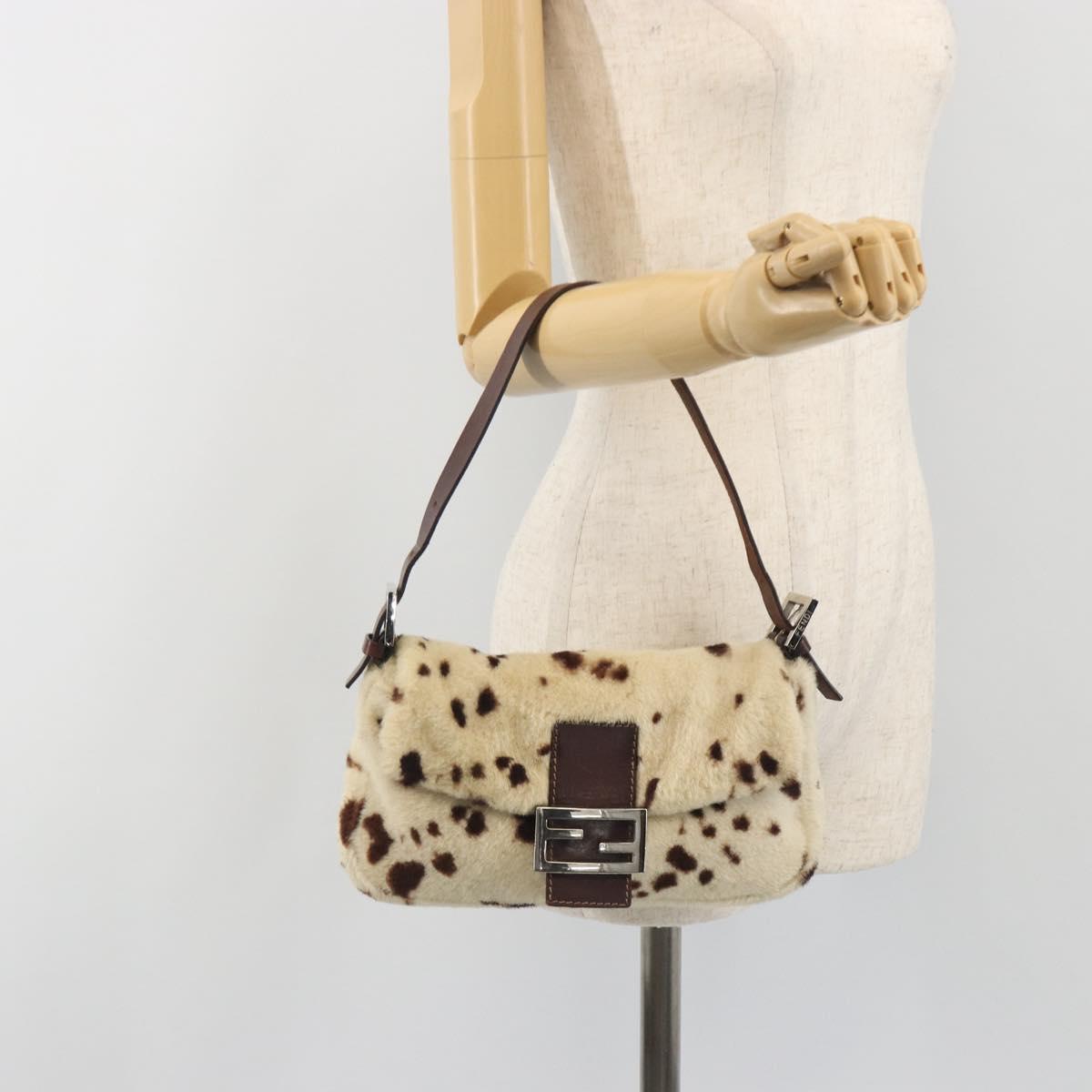 FENDI Mamma Baguette Shoulder Bag fur Ivory Silver Auth 197511SAM