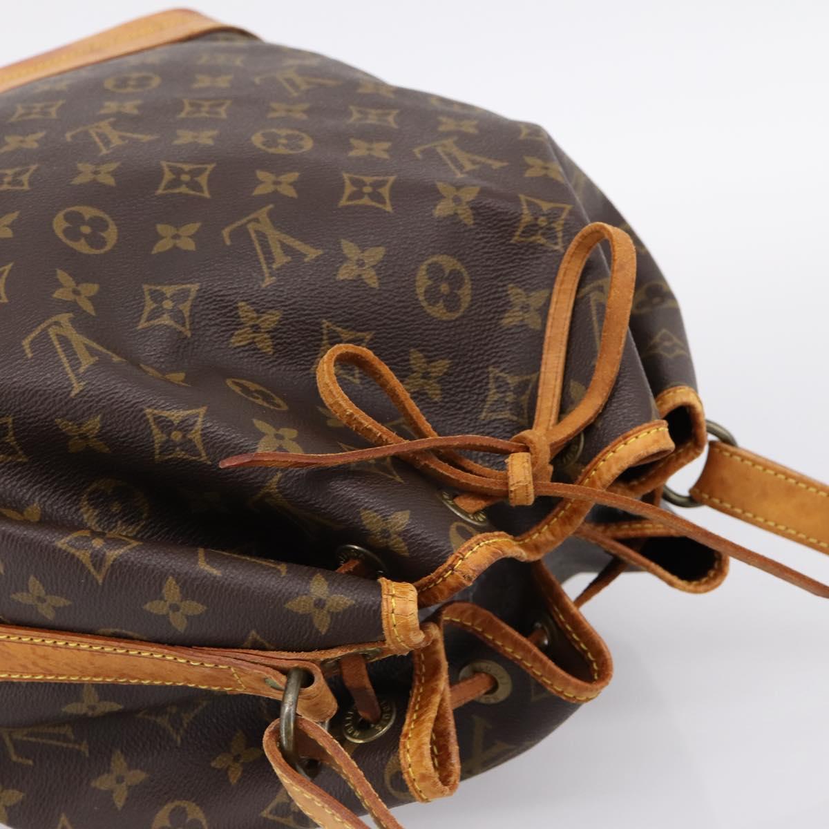 LOUIS VUITTON Monogram Petit Noe Shoulder Bag M42226 LV Auth 197539
