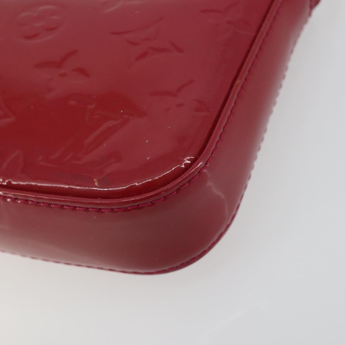 LOUIS VUITTON Vernis Pochette Accessoires Rose Andian M91574 Auth 197577A