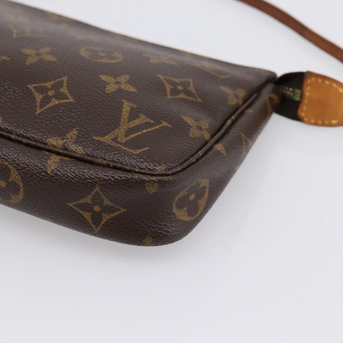 LOUIS VUITTON Monogram Pochette Accessoires Pouch M51980 LV Auth 197579