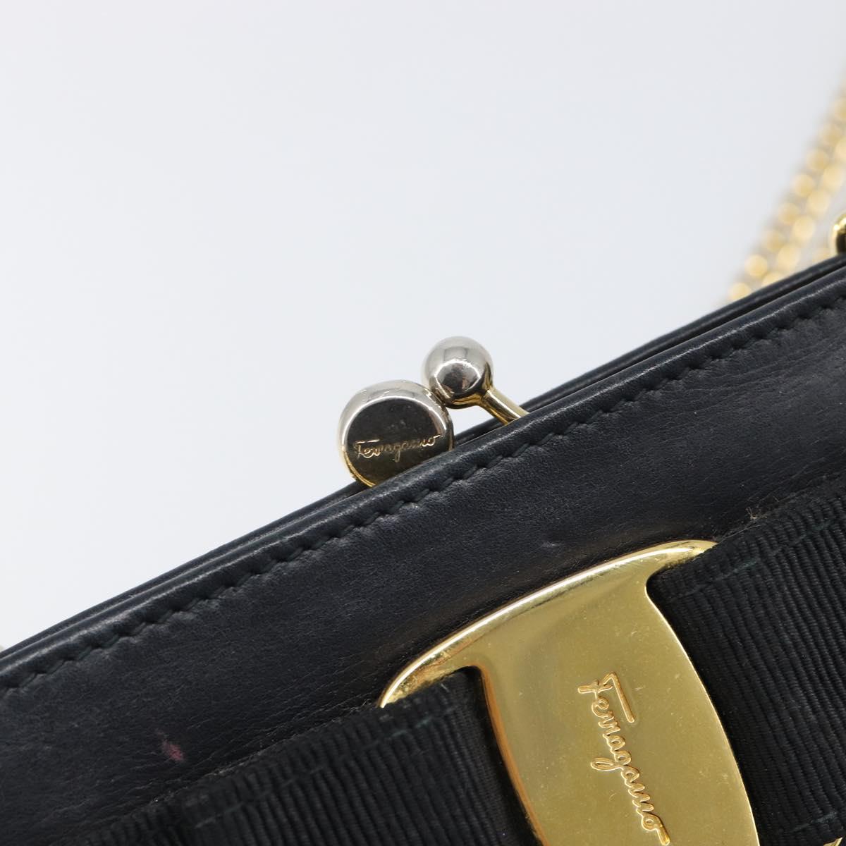 Salvatore Ferragamo Vala Chain Shoulder Bag Leather Navy Gold Auth 197700
