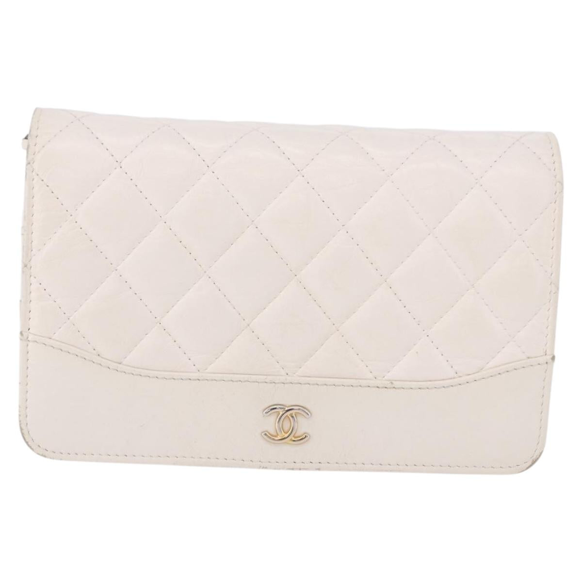 CHANEL Matelasse Chain Chain Shoulder Wallet Lamb Skin White CC Auth 197718V