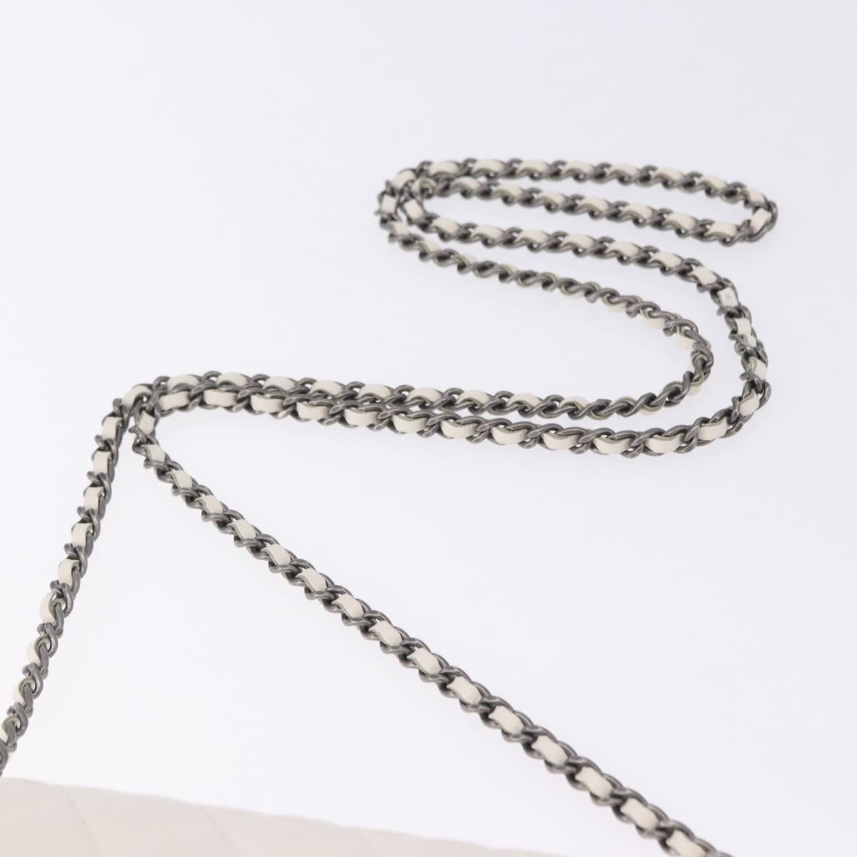 CHANEL Matelasse Chain Chain Shoulder Wallet Lamb Skin White CC Auth 197718V