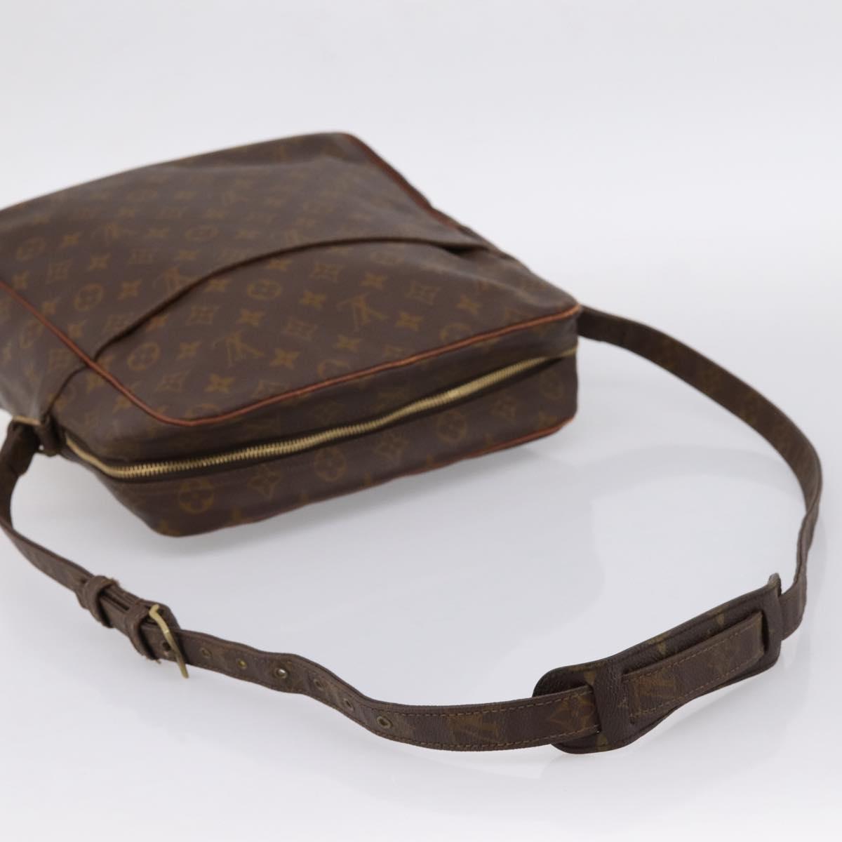 LOUIS VUITTON Monogram Marceau Shoulder Bag M40264 LV Auth 197767