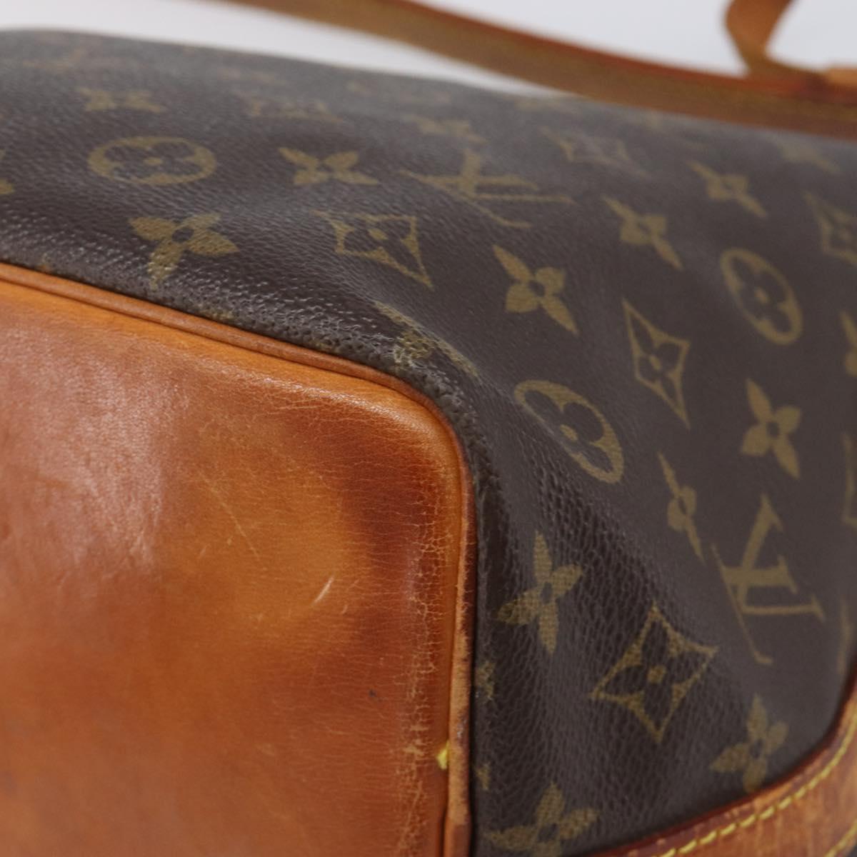 LOUIS VUITTON Monogram Petit Noe Shoulder Bag M42226 LV Auth 197826