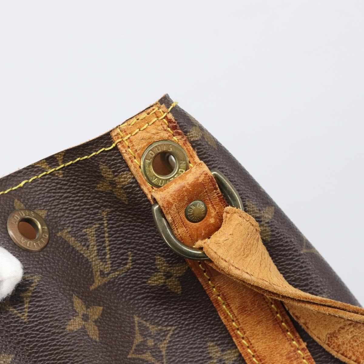 LOUIS VUITTON Monogram Petit Noe Shoulder Bag M42226 LV Auth 197826