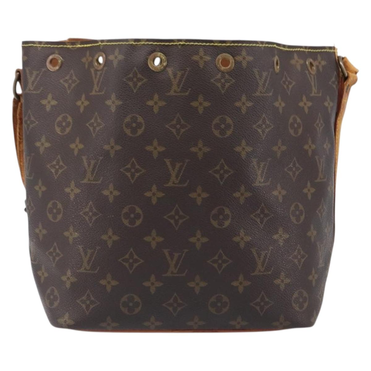 LOUIS VUITTON Monogram Petit Noe Shoulder Bag M42226 LV Auth 197826