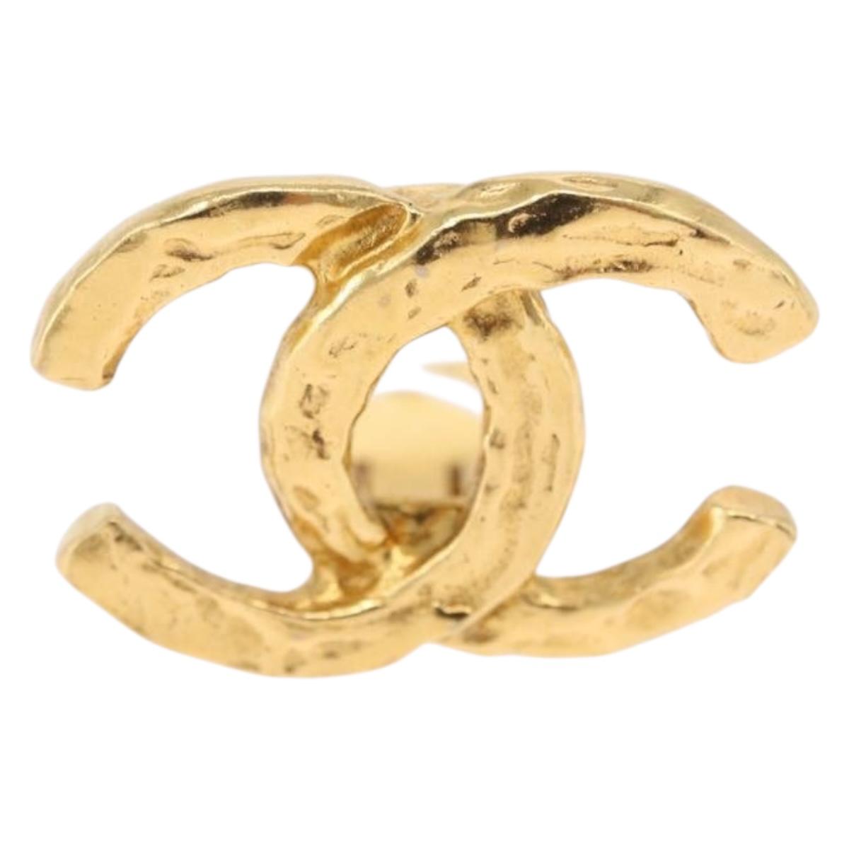 CHANEL Earring Metal Gold Tone CC Auth 197919M
