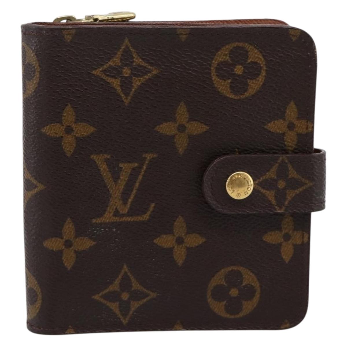 LOUIS VUITTON Monogram Compact Zip Wallet M61667 LV Auth 197930A