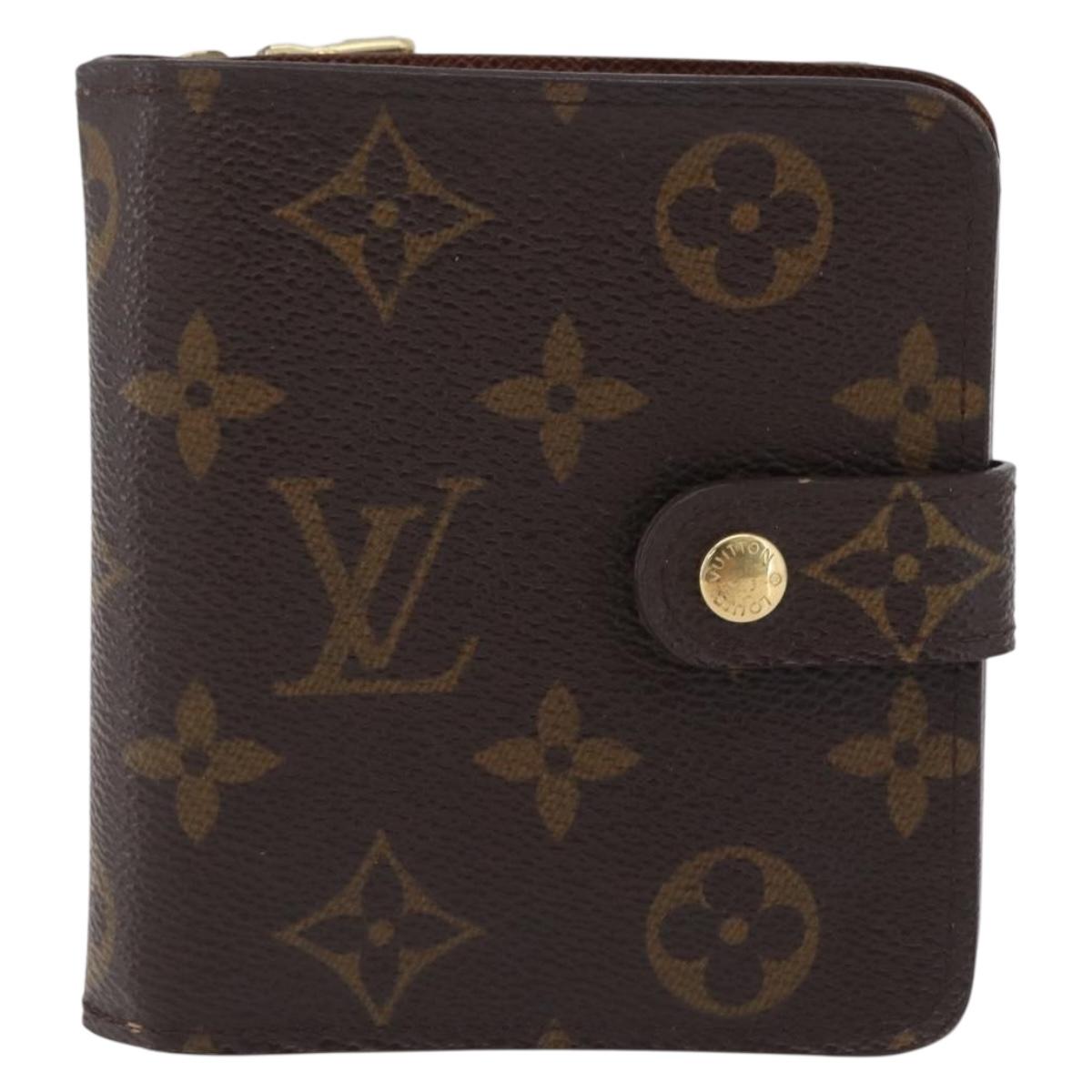 LOUIS VUITTON Monogram Compact Zip Wallet M61667 LV Auth 197932V