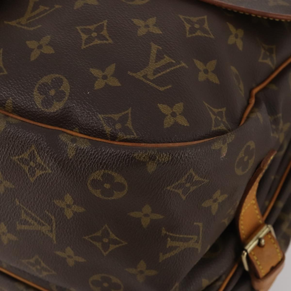 LOUIS VUITTON Monogram Saumur 35 Shoulder Bag M42254 LV Auth 198294