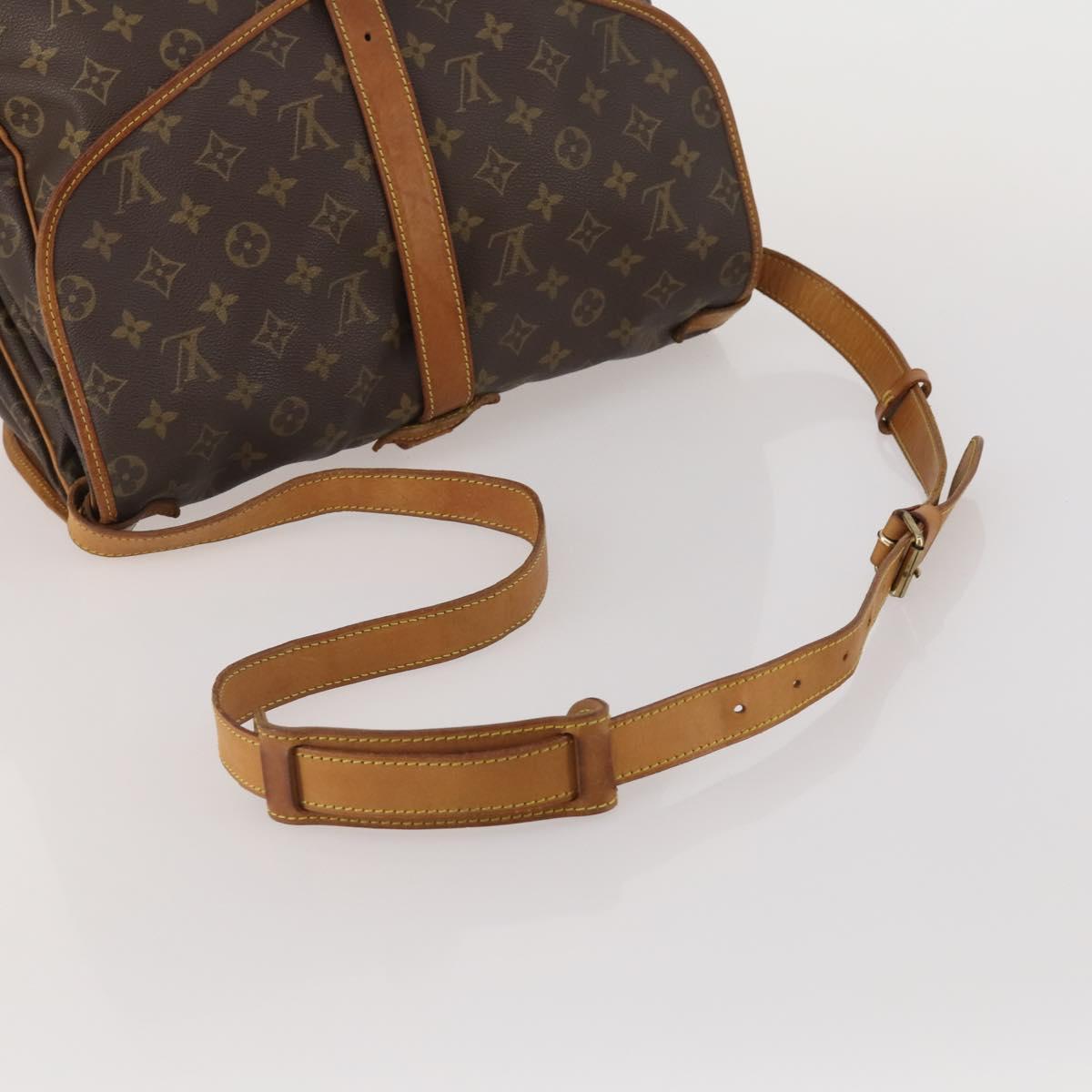 LOUIS VUITTON Monogram Saumur 35 Shoulder Bag M42254 LV Auth 198294