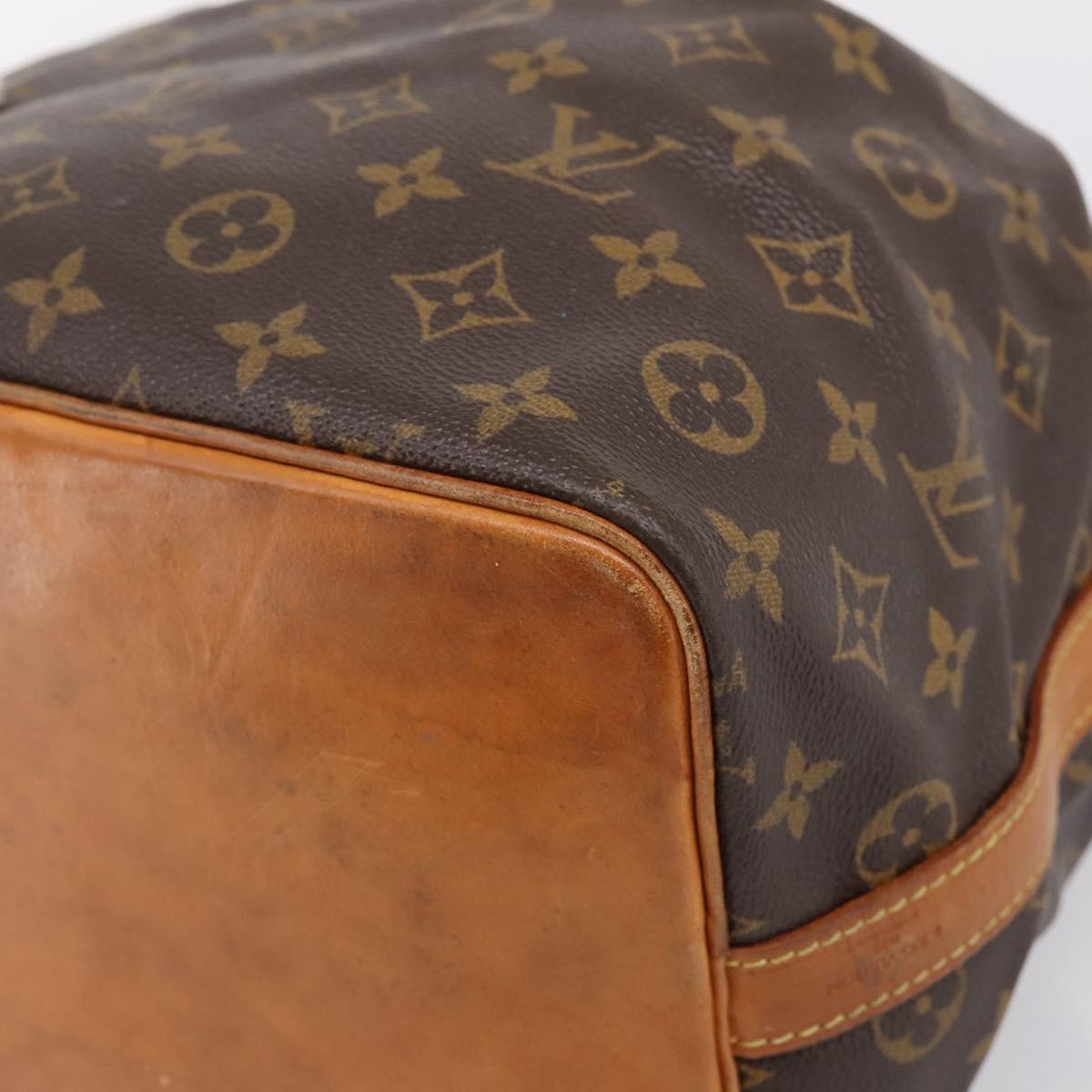 LOUIS VUITTON Monogram Petit Noe Shoulder Bag M42226 LV Auth 198307A