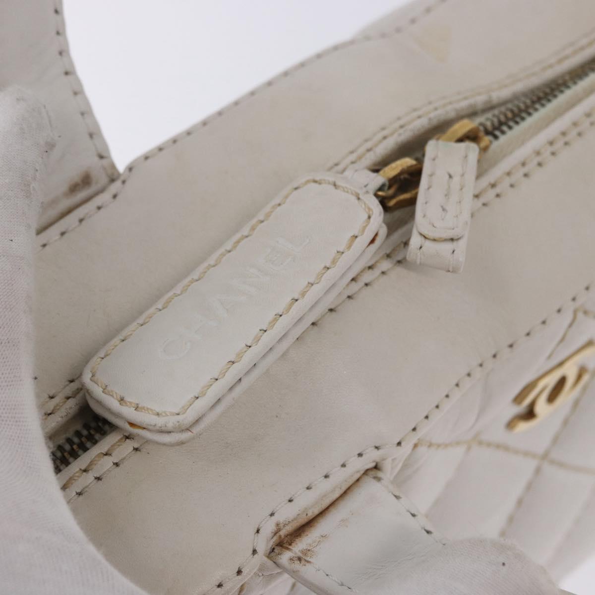 CHANEL Wild Stitch Hand Bag Leather White Gold Tone CC Auth 198377A