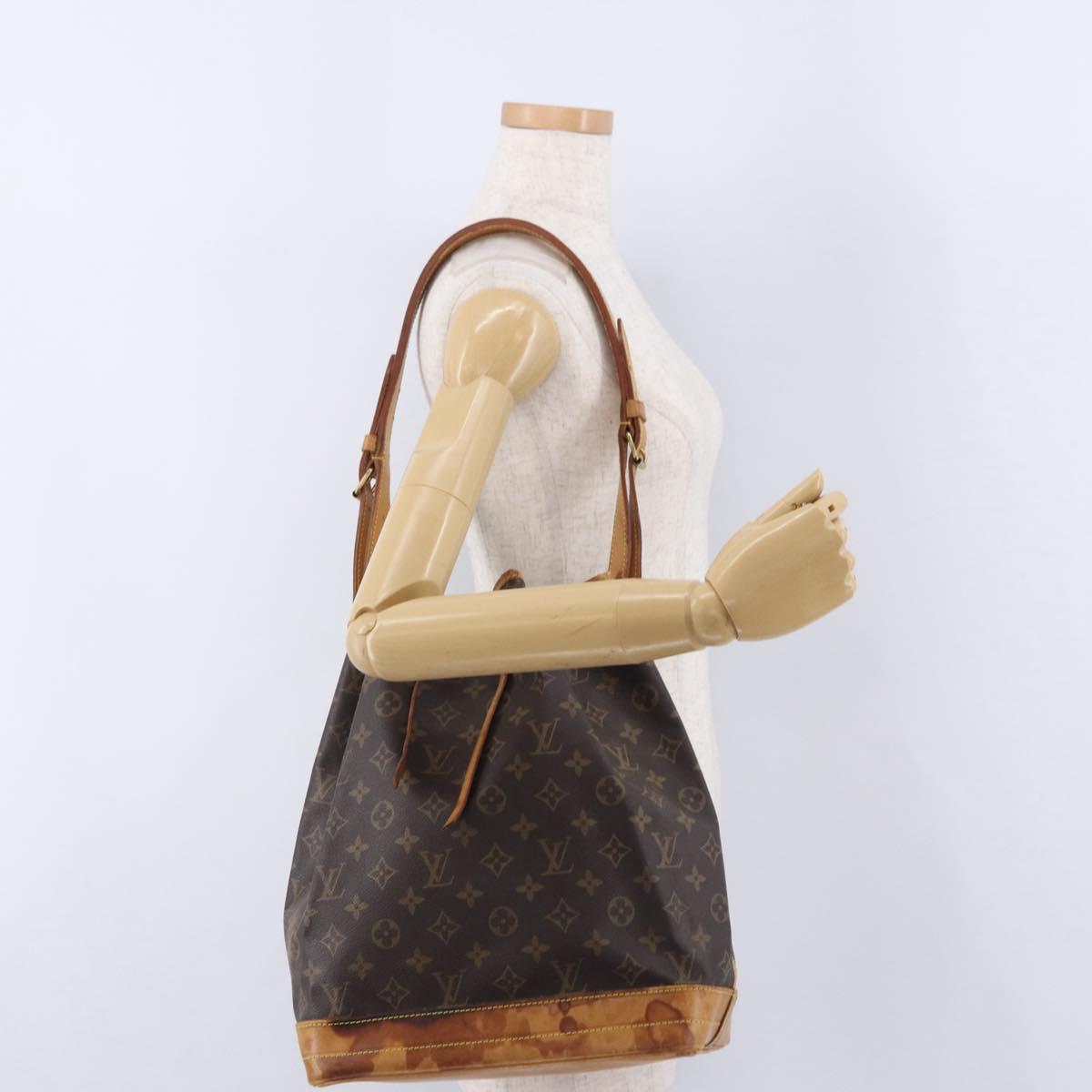 LOUIS VUITTON Monogram Noe Shoulder Bag M42224 LV Auth 198474
