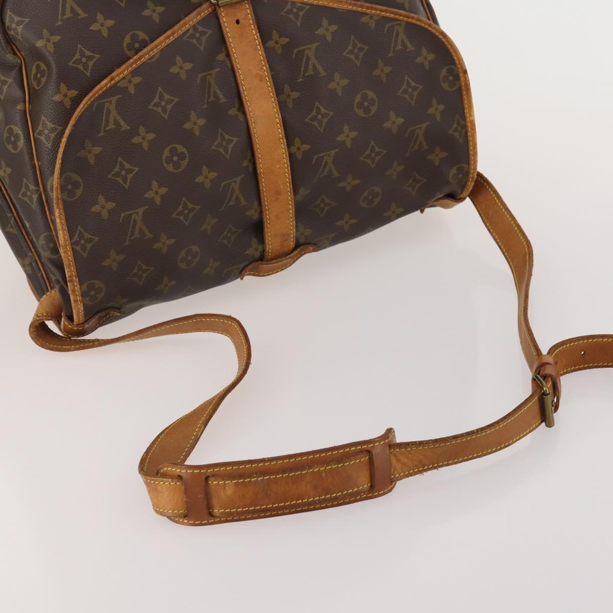 LOUIS VUITTON Monogram Saumur 35 Shoulder Bag M42254 LV Auth 198486