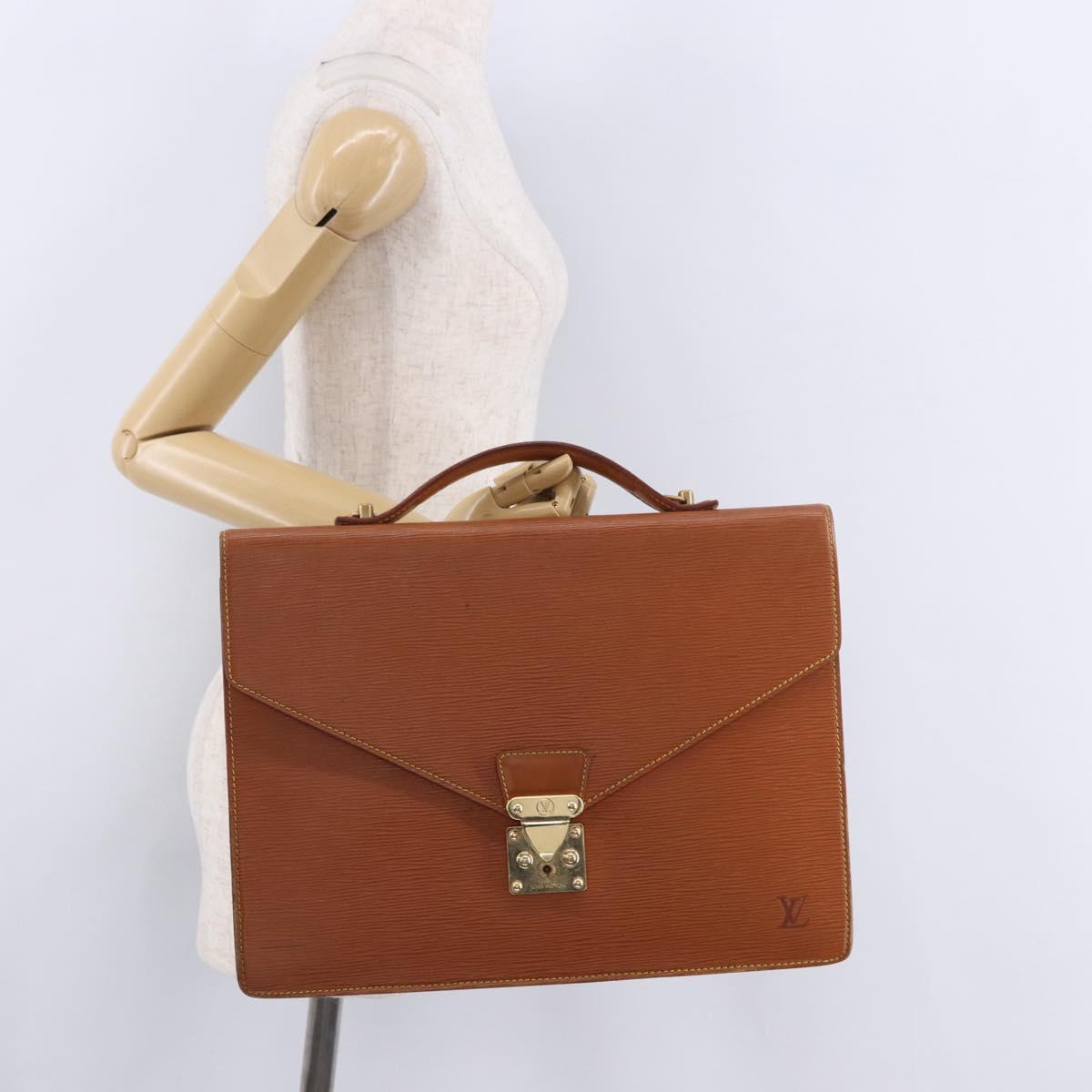 LOUIS VUITTON Epi Porte Documents Bandouliere Zipangu Gold M54468 LV Auth 198503