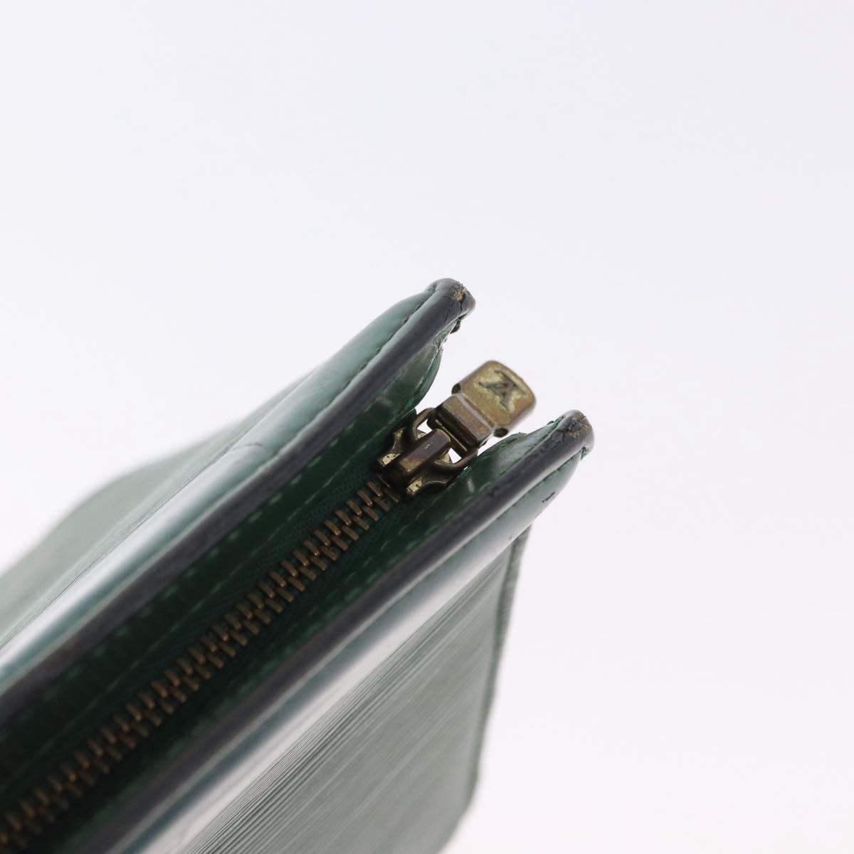 LOUIS VUITTON Epi Montaigne 27 Clutch Bag Green M52654 LV Auth 198520