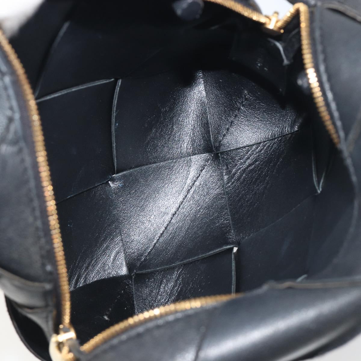 BOTTEGA VENETA MAXI INTRECCIATO Shoulder Bag Leather Black Gold Auth 198658A
