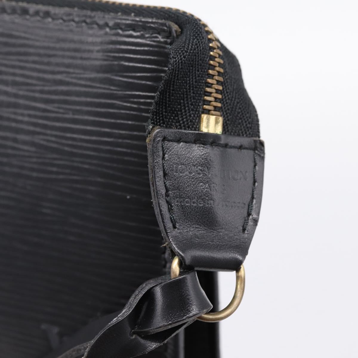 LOUIS VUITTON Epi Pochette Accessoires Pouch Black M52982 LV Auth 198701A