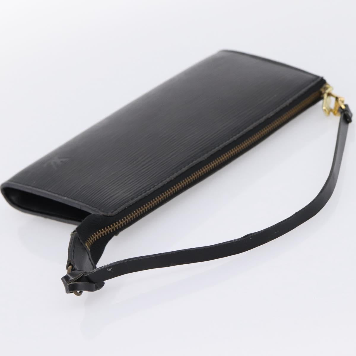 LOUIS VUITTON Epi Pochette Accessoires Pouch Black M52982 LV Auth 198701A