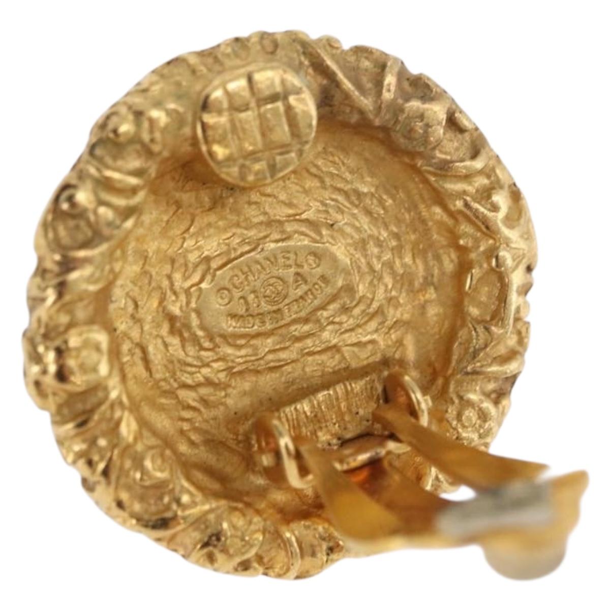 CHANEL Earring Metal Gold Tone CC Auth 198820