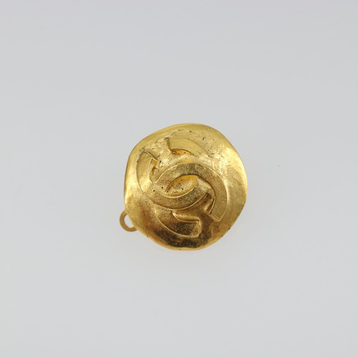 CHANEL Earring Metal Gold Tone CC Auth 198842V