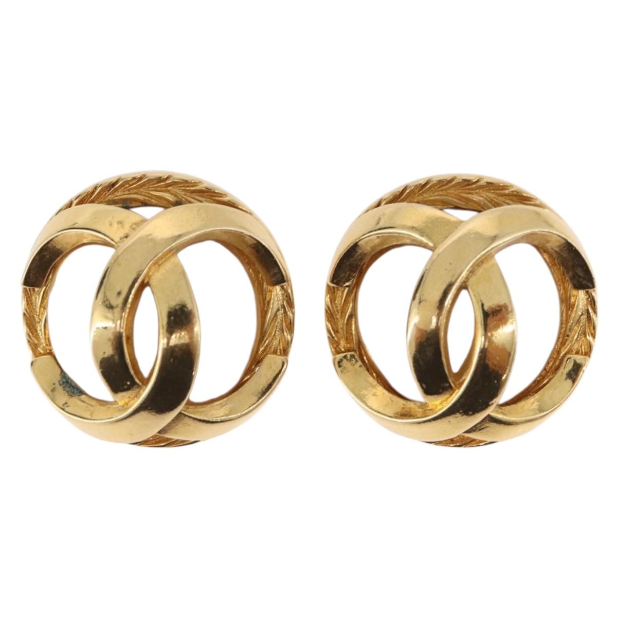 CHANEL Pearl Earring metal Gold Tone CC Auth 198846