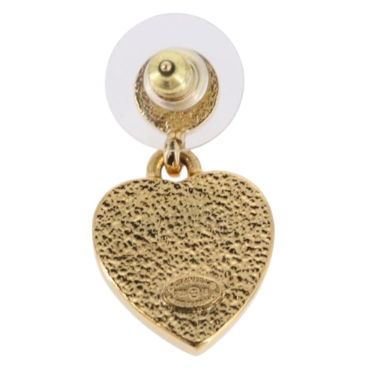 CHANEL Coco Heart Pierce metal Gold Tone CC Auth 198850V