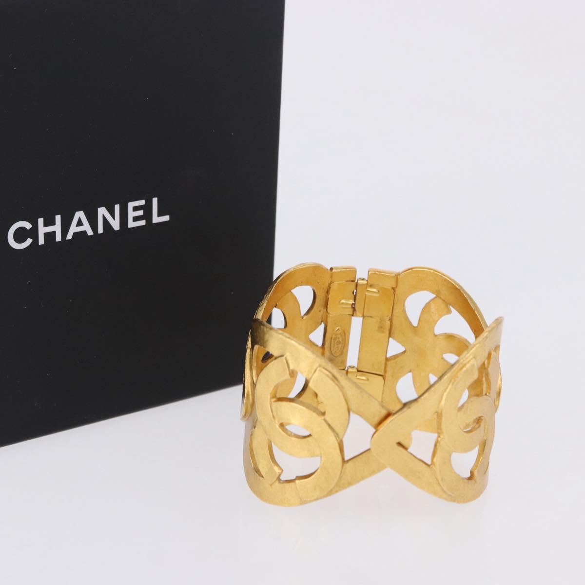 CHANEL Bangle COCO Mark Heart Bracelet metal Gold Tone CC Auth 198853V