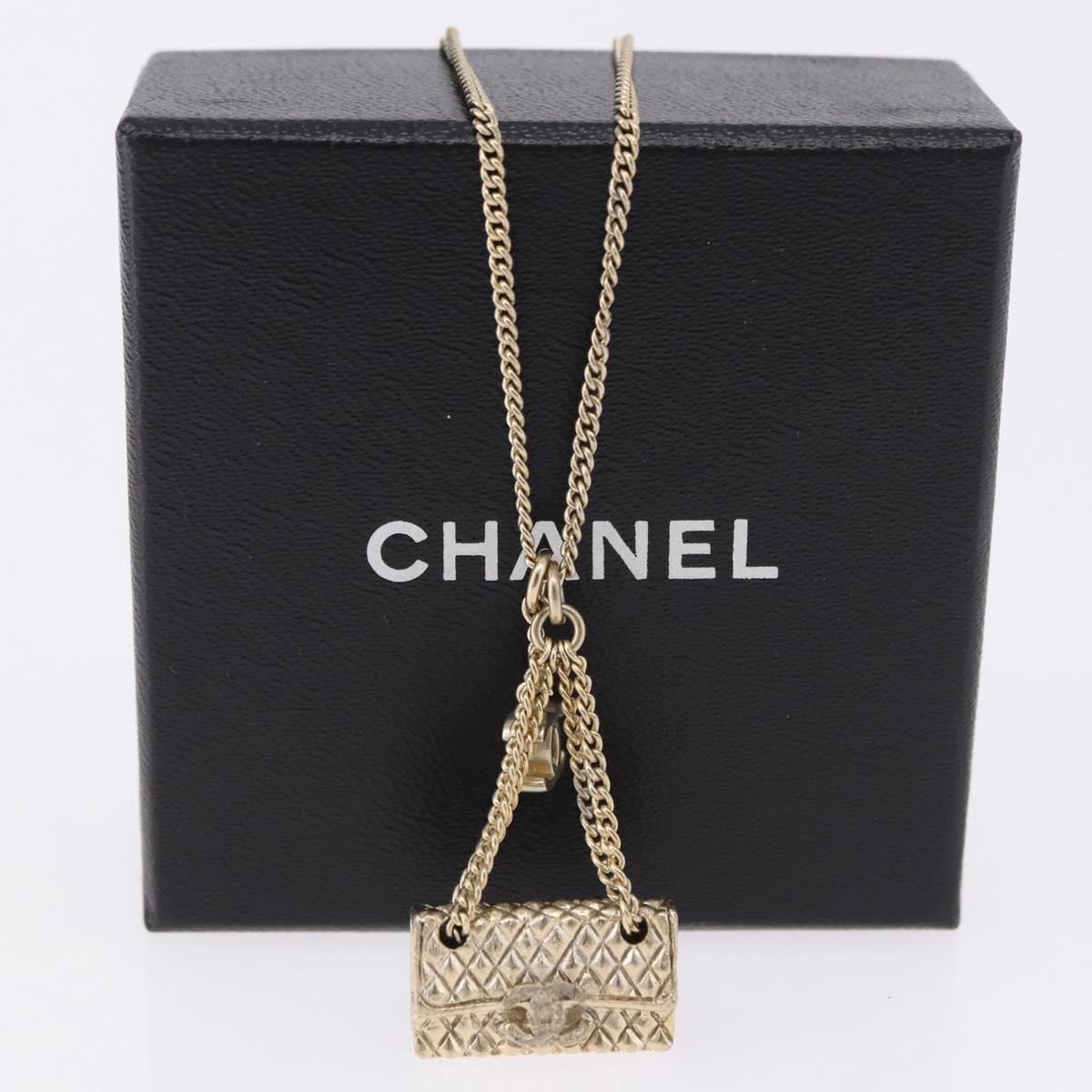 CHANEL Matelasse Necklace metal Gold Tone CC Auth 198856M