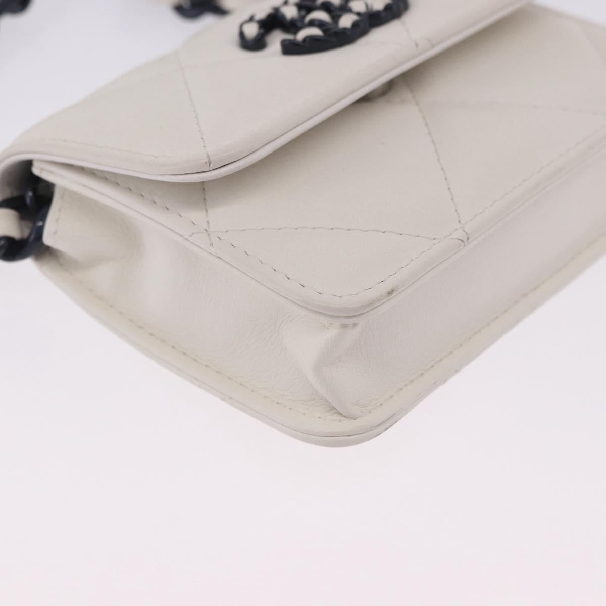 CHANEL chanel 19 Chain Wallet Lamb Skin White Silver CC Auth 198864M