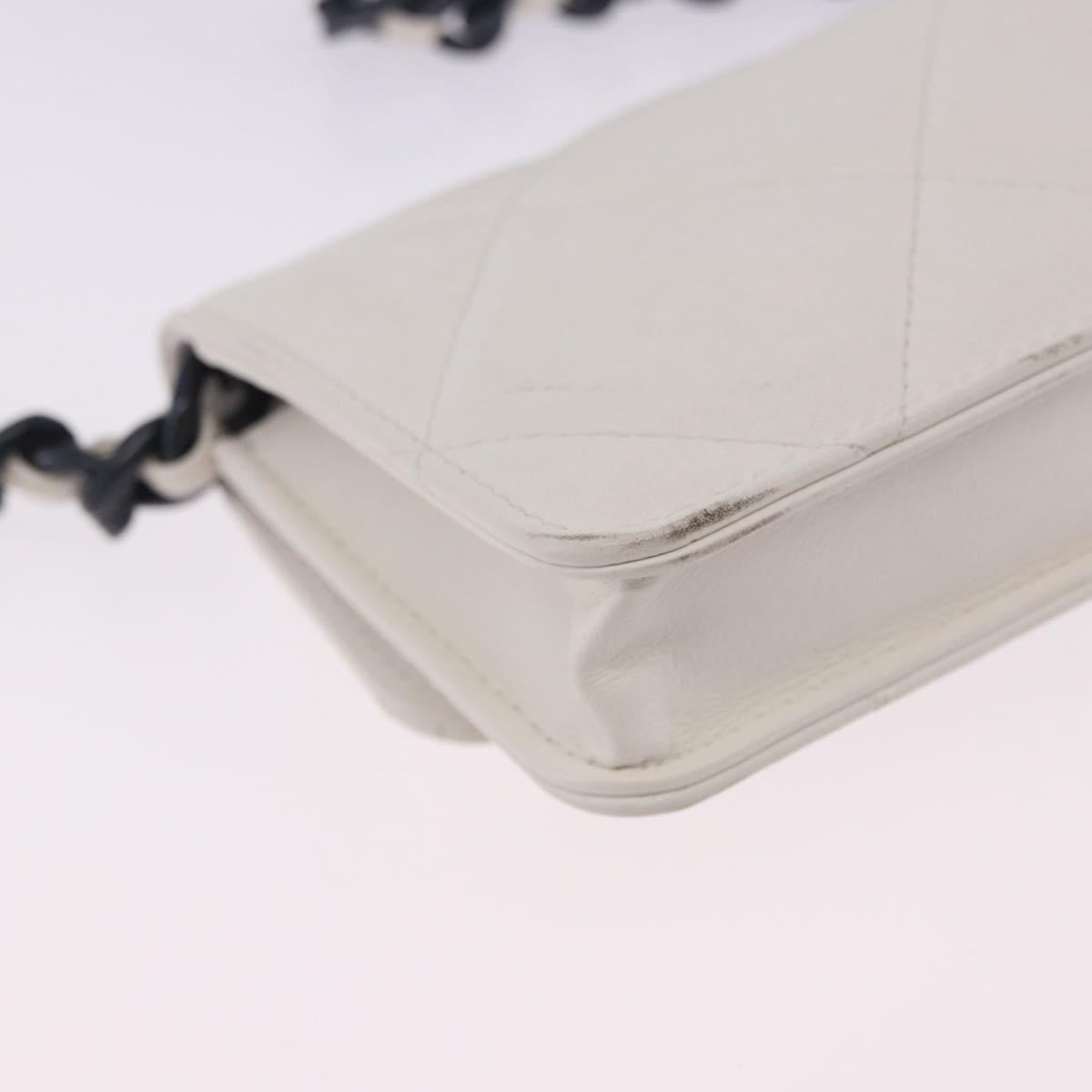 CHANEL chanel 19 Chain Wallet Lamb Skin White Silver CC Auth 198864M