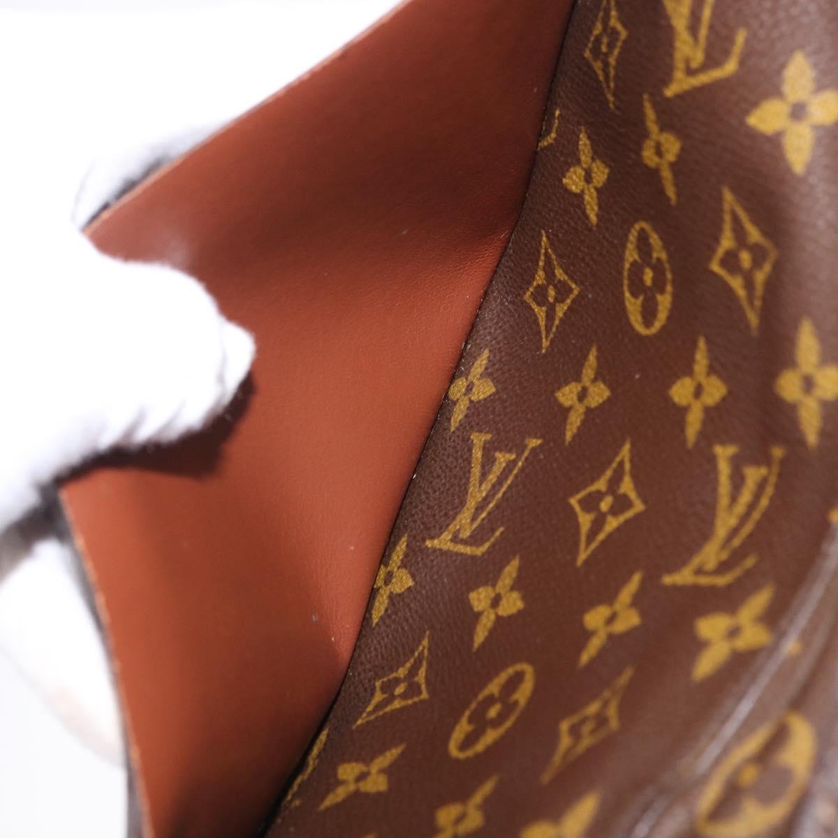 LOUIS VUITTON Monogram Poche Escapade Travel Case M60113 LV Auth 198870
