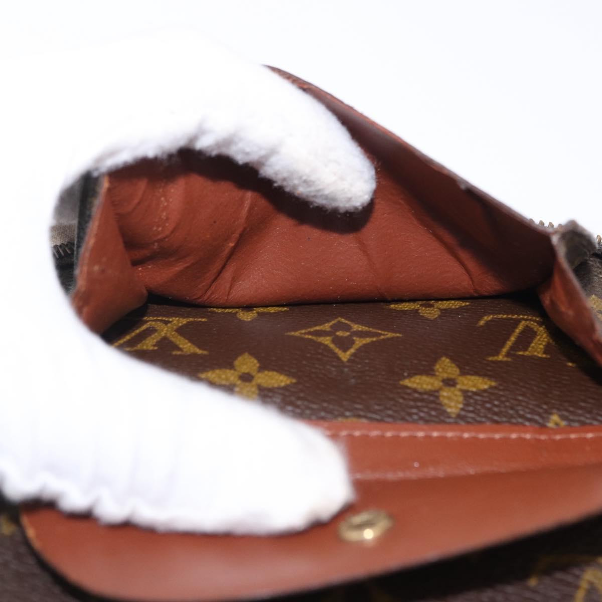 LOUIS VUITTON Monogram Poche Escapade Travel Case M60113 LV Auth 198870