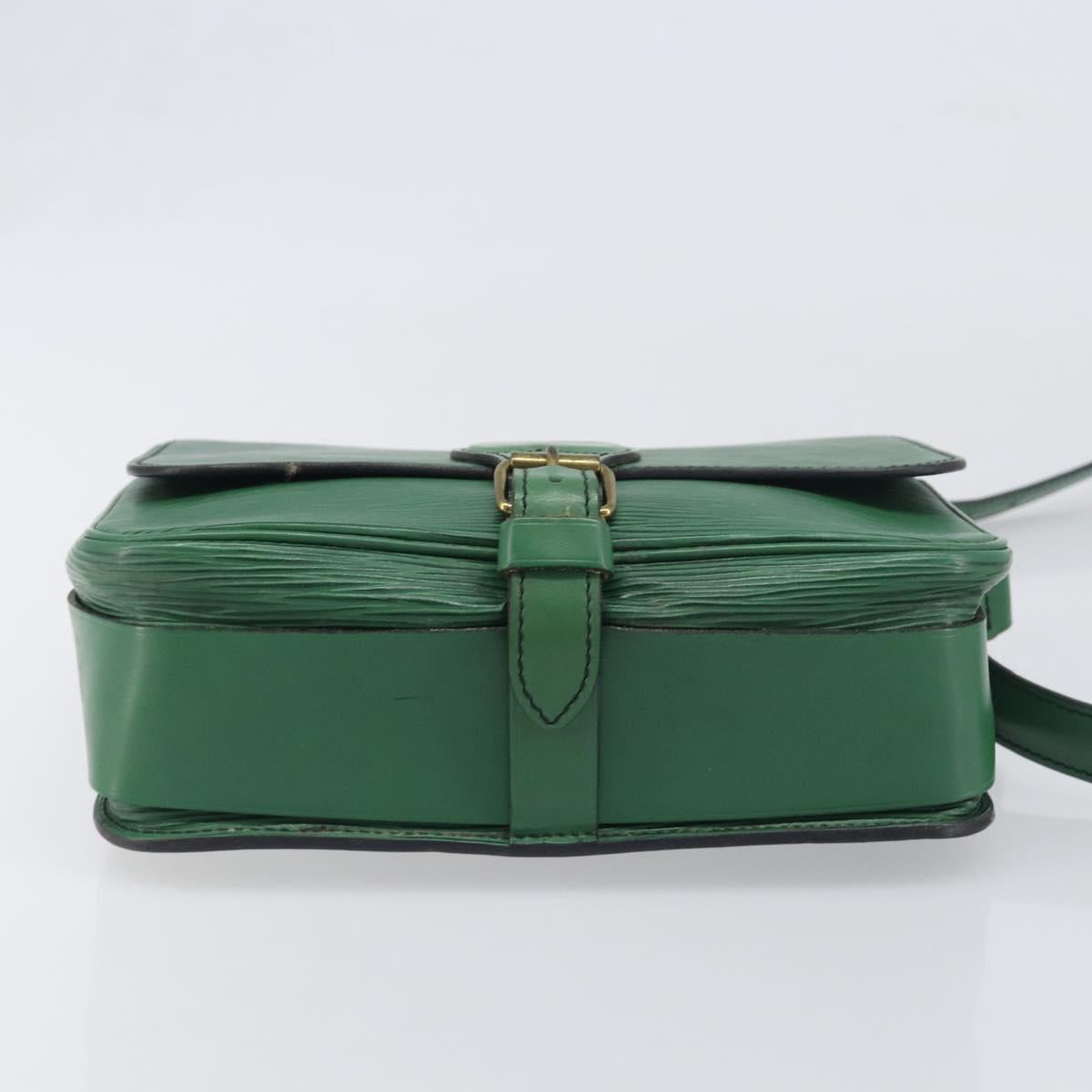 LOUIS VUITTON Epi Cartouchiere MM Shoulder Bag Green M52244 LV Auth 198910