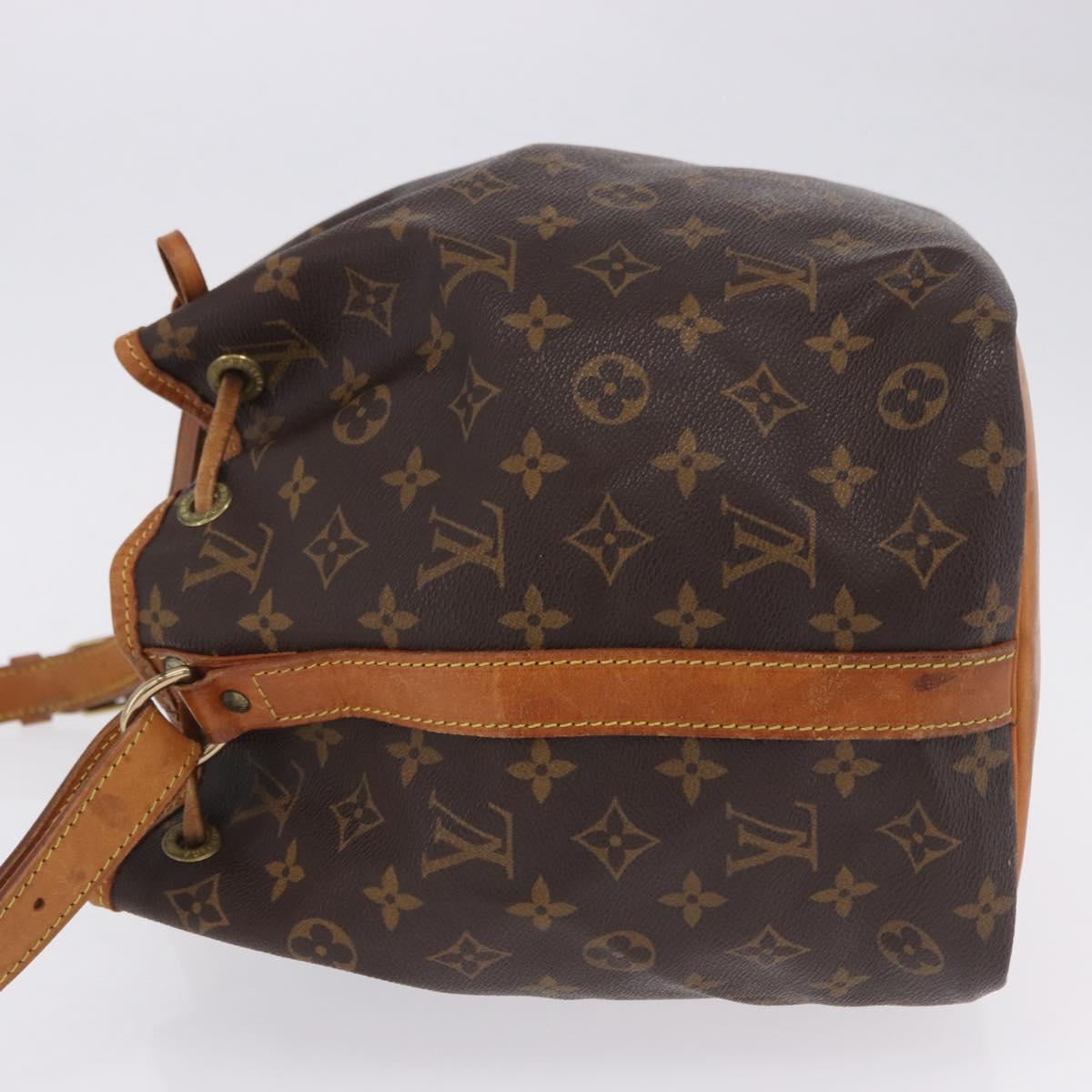 LOUIS VUITTON Monogram Petit Noe Shoulder Bag M42226 LV Auth 198921