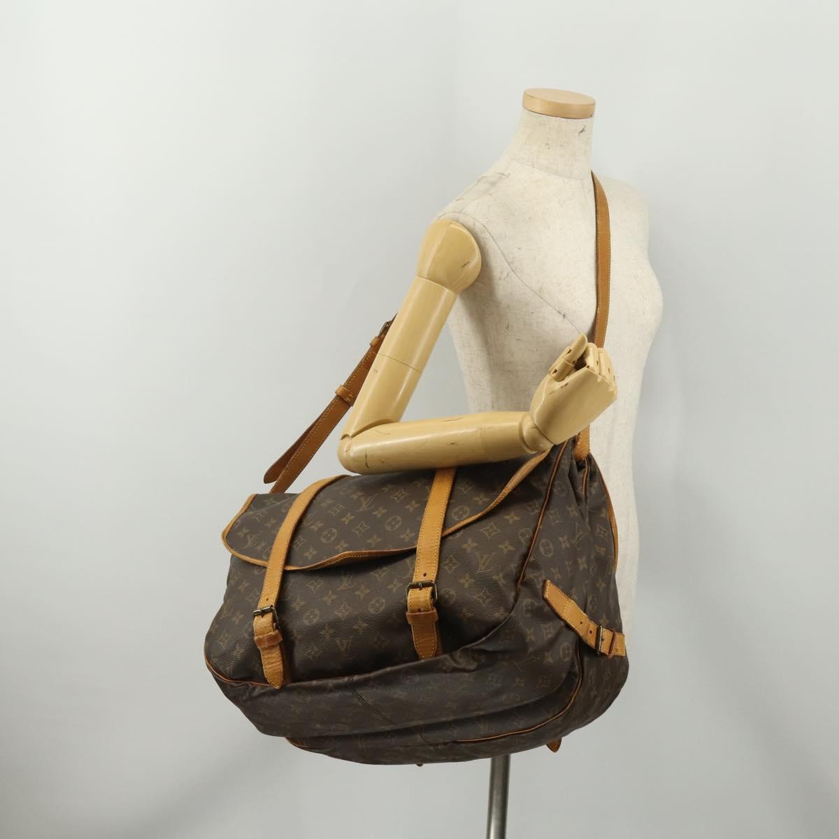 LOUIS VUITTON Monogram Saumur 43 Shoulder Bag M42252 LV Auth 198992