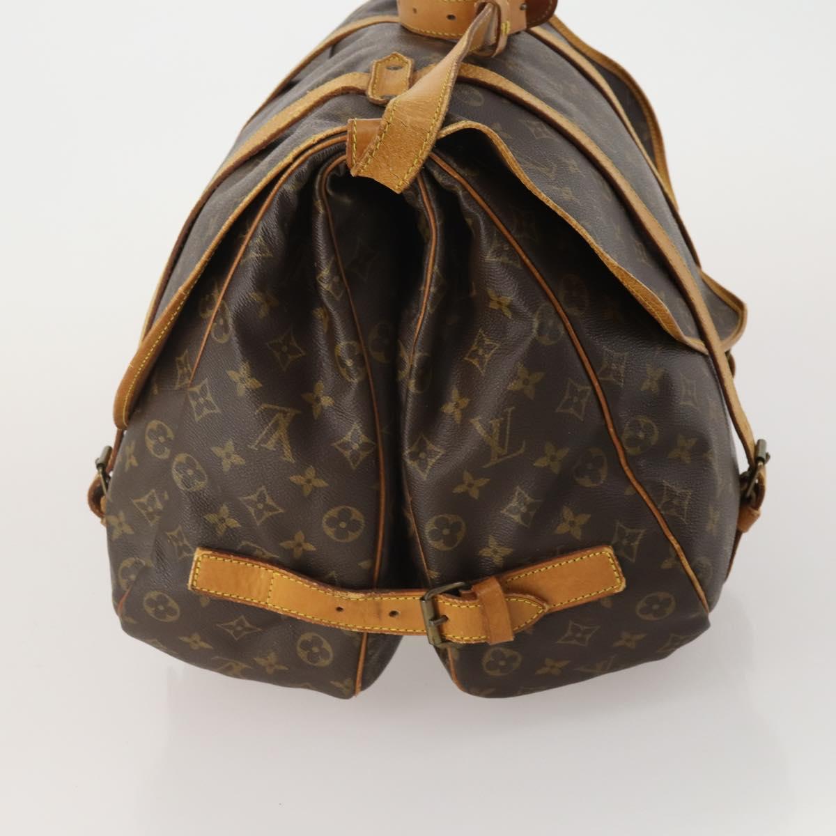 LOUIS VUITTON Monogram Saumur 43 Shoulder Bag M42252 LV Auth 198992