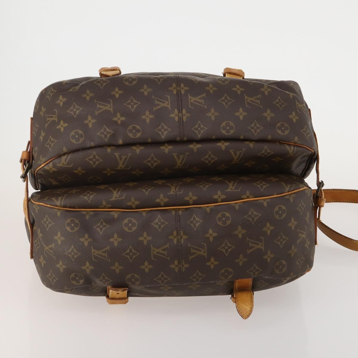 LOUIS VUITTON Monogram Saumur 43 Shoulder Bag M42252 LV Auth 198992