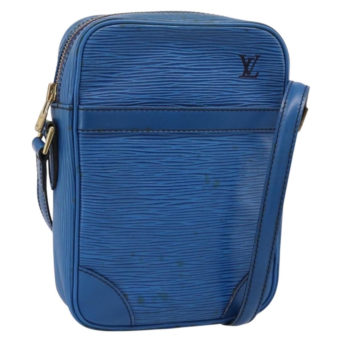 LOUIS VUITTON Epi Danube Shoulder Bag Blue M45635 LV Auth 199004