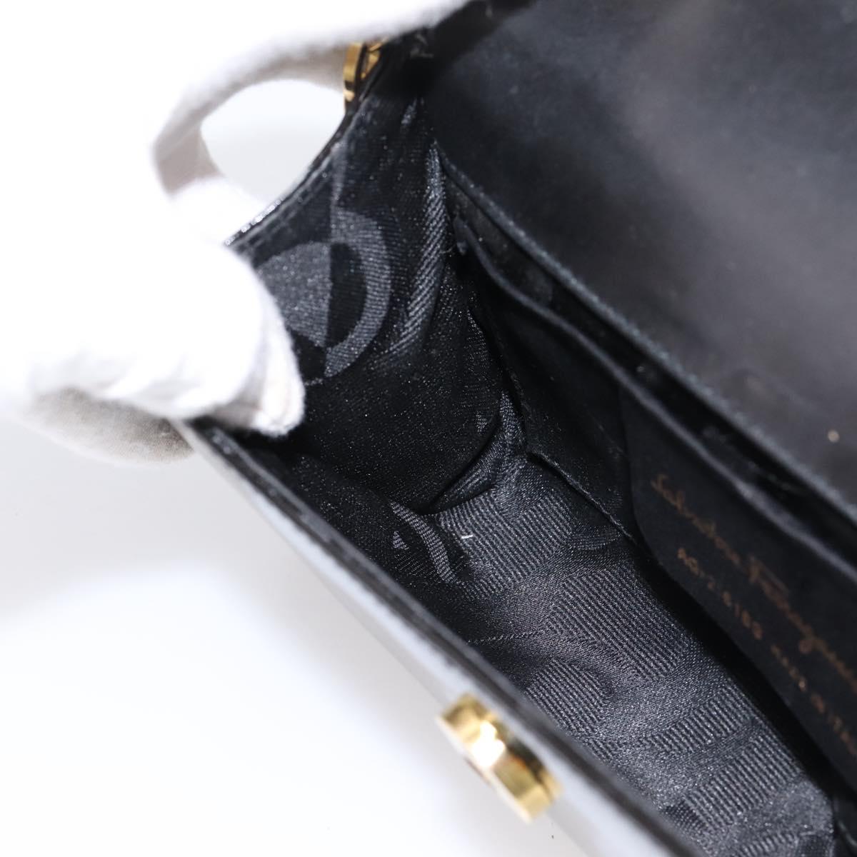 Salvatore Ferragamo Vala Chain Shoulder Bag Patent Black Gold Tone Auth 199006