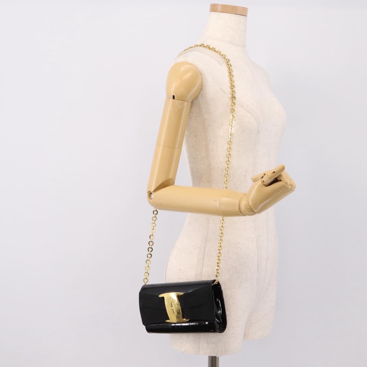 Salvatore Ferragamo Vala Chain Shoulder Bag Patent Black Gold Tone Auth 199006
