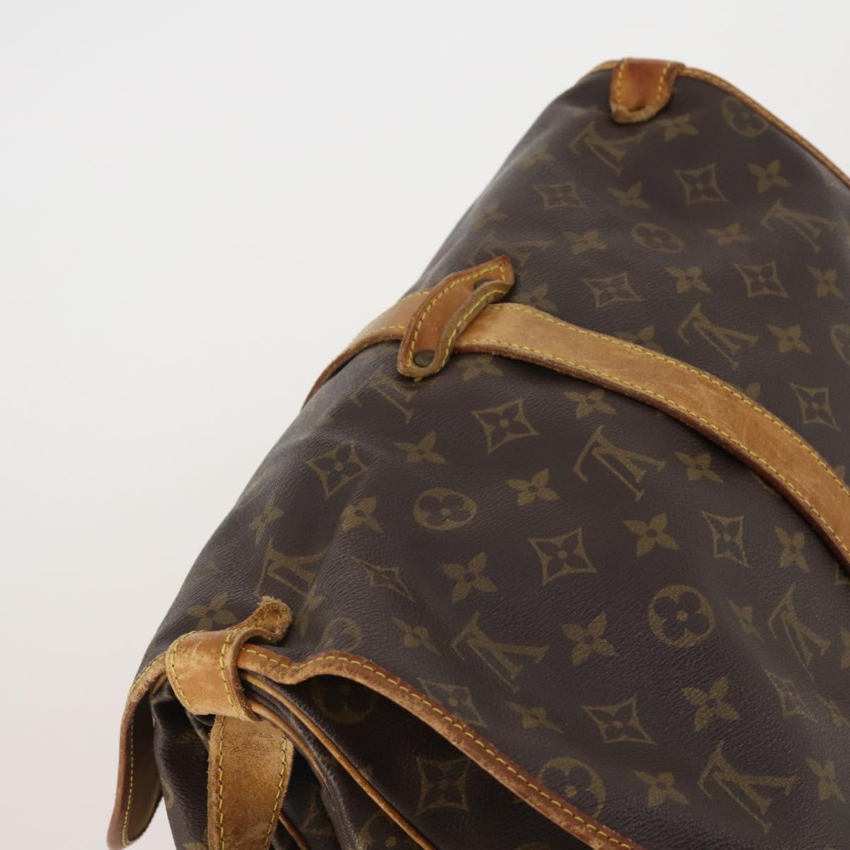 LOUIS VUITTON Monogram Saumur 35 Shoulder Bag M42254 LV Auth 199354