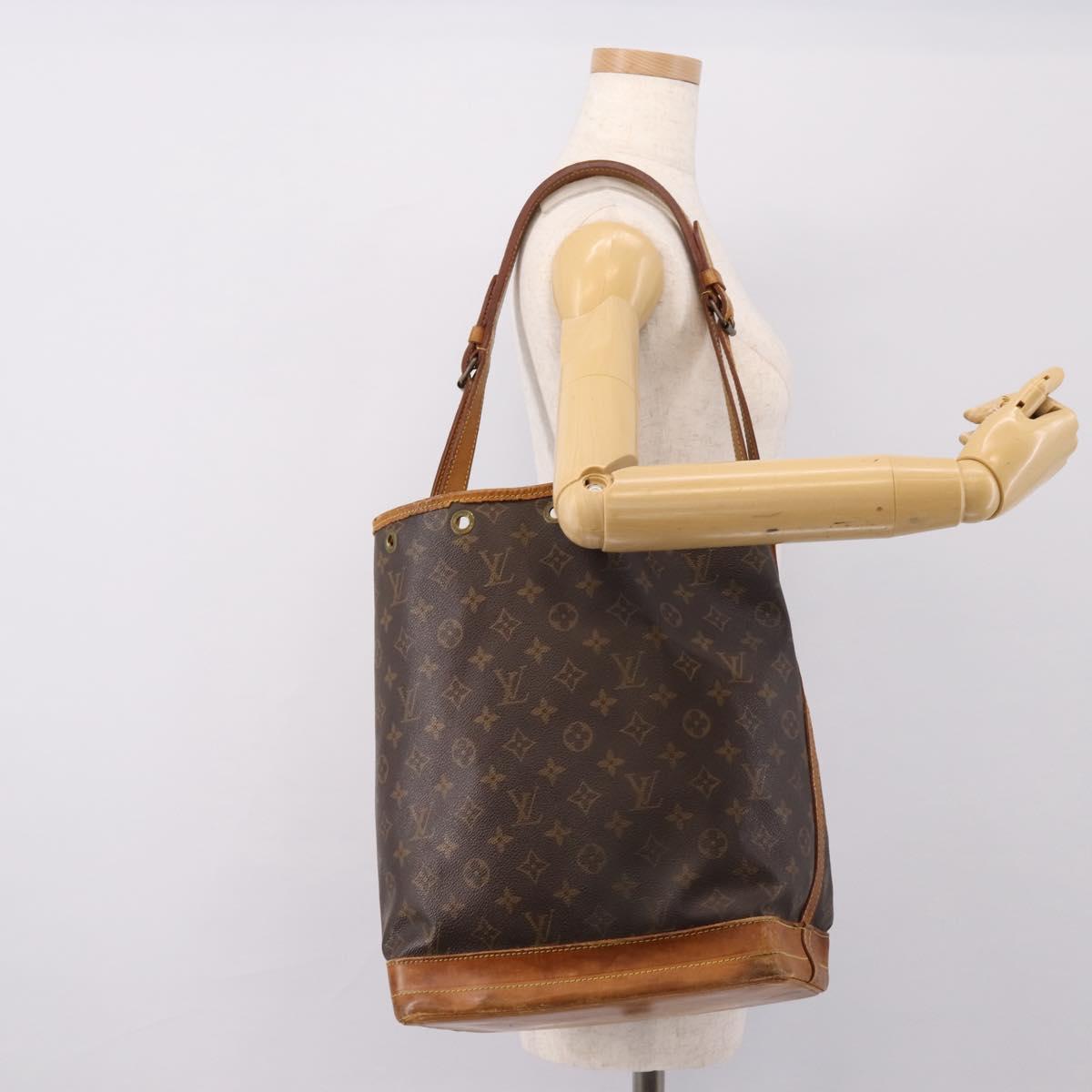 LOUIS VUITTON Monogram Noe Shoulder Bag M42224 LV Auth 199359