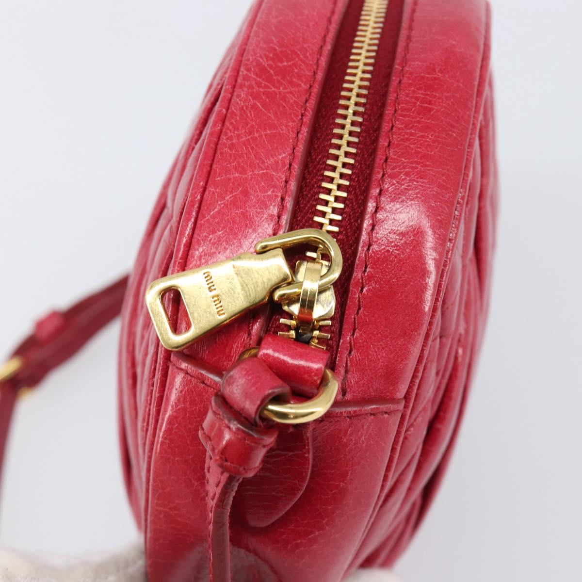 Miu Miu Matelasse Hand Bag Leather Red Gold Auth 199435V