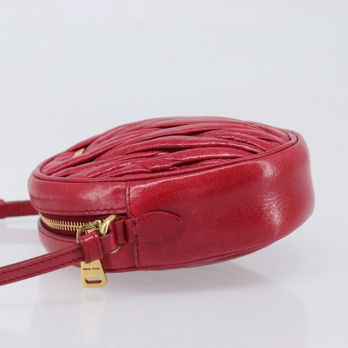 Miu Miu Matelasse Hand Bag Leather Red Gold Auth 199435V