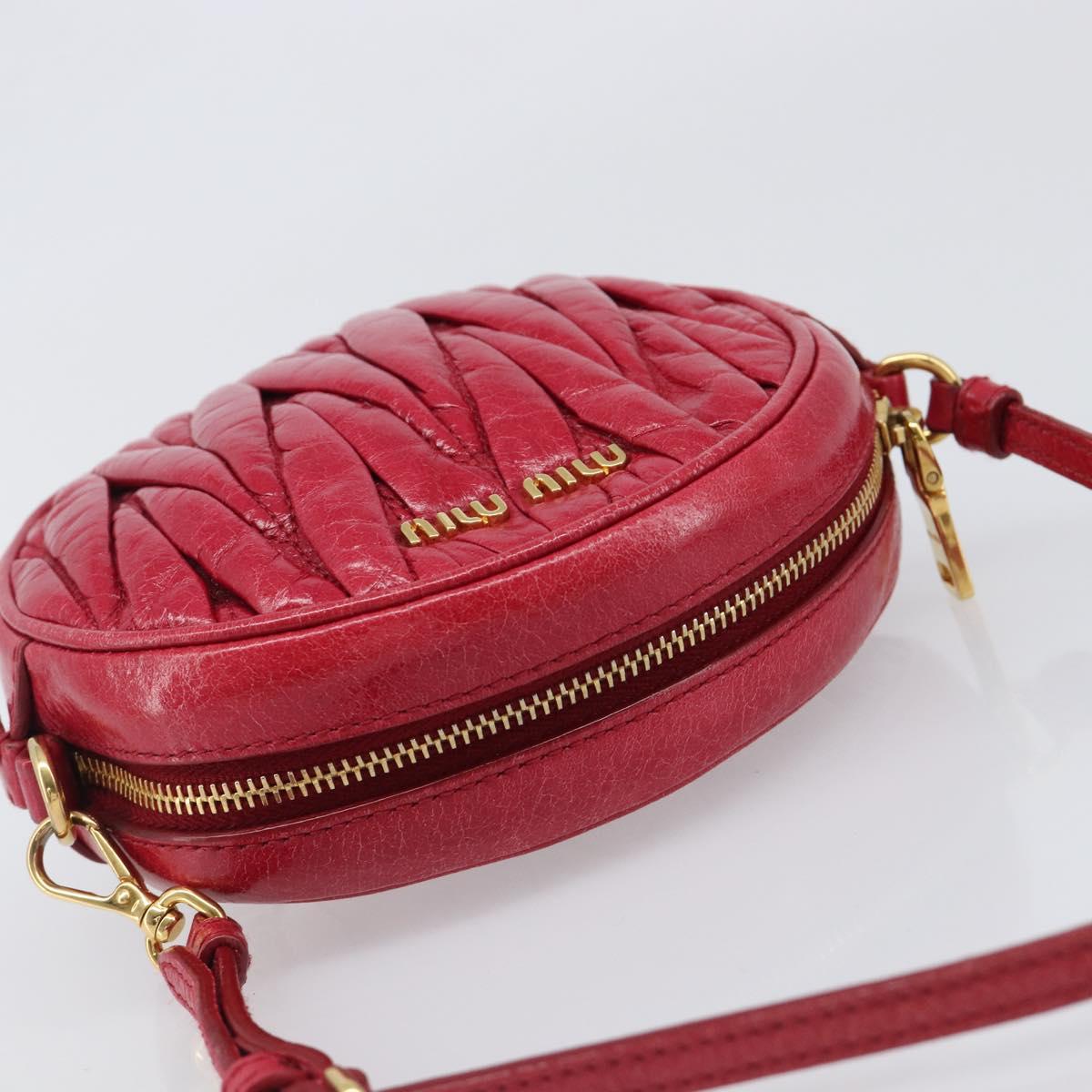 Miu Miu Matelasse Hand Bag Leather Red Gold Auth 199435V