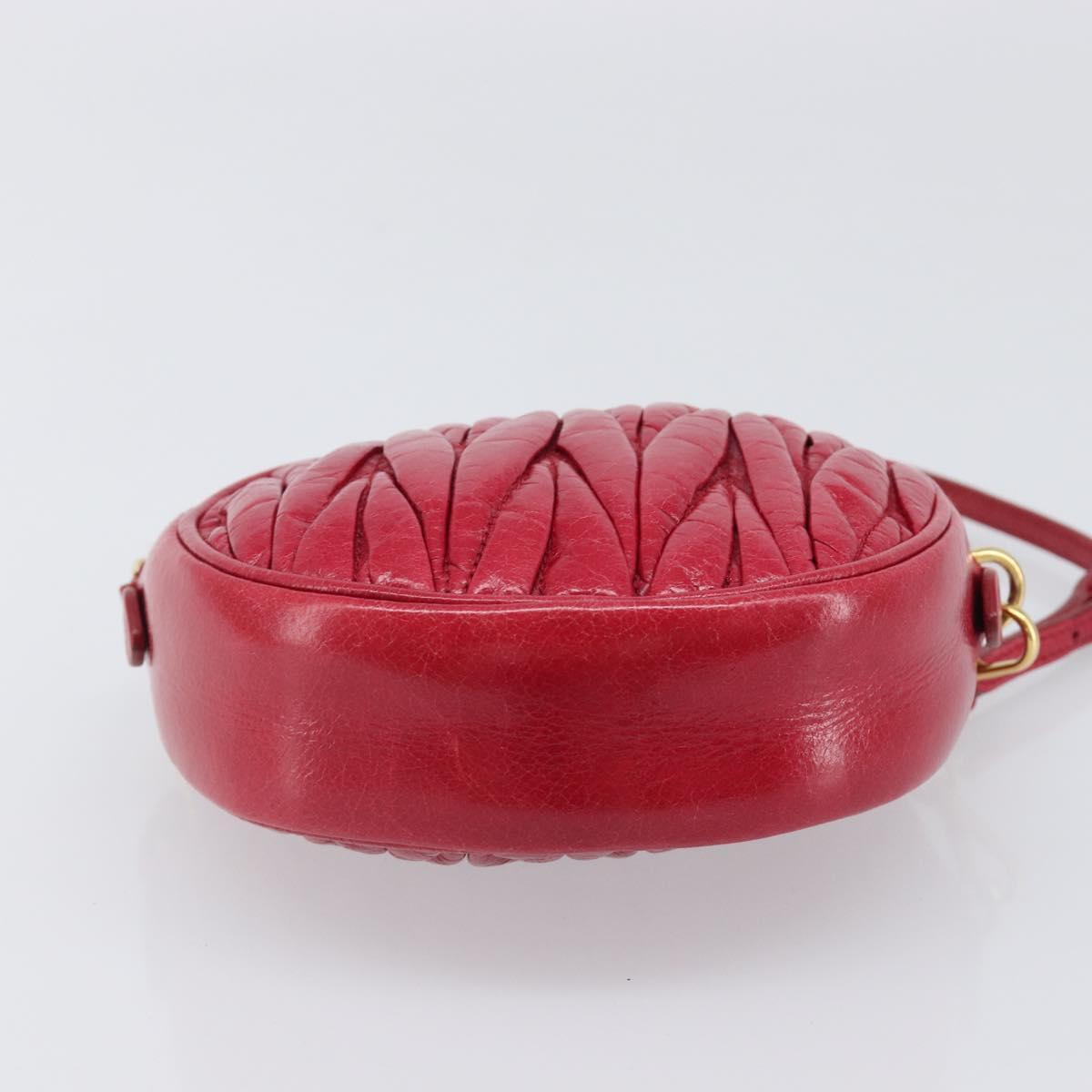 Miu Miu Matelasse Hand Bag Leather Red Gold Auth 199435V