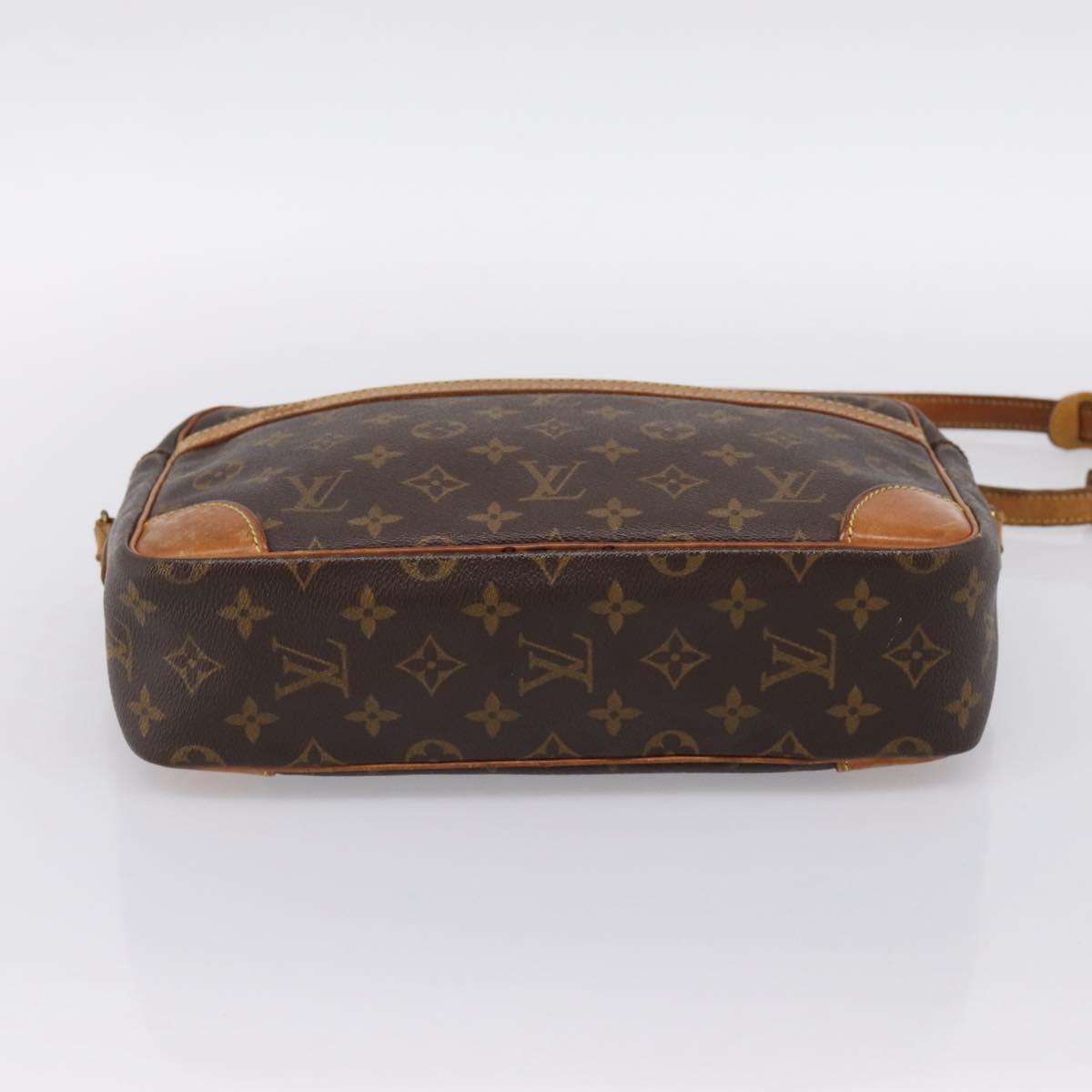 LOUIS VUITTON Monogram Trocadero 30 Shoulder Bag M51272 LV Auth 199440